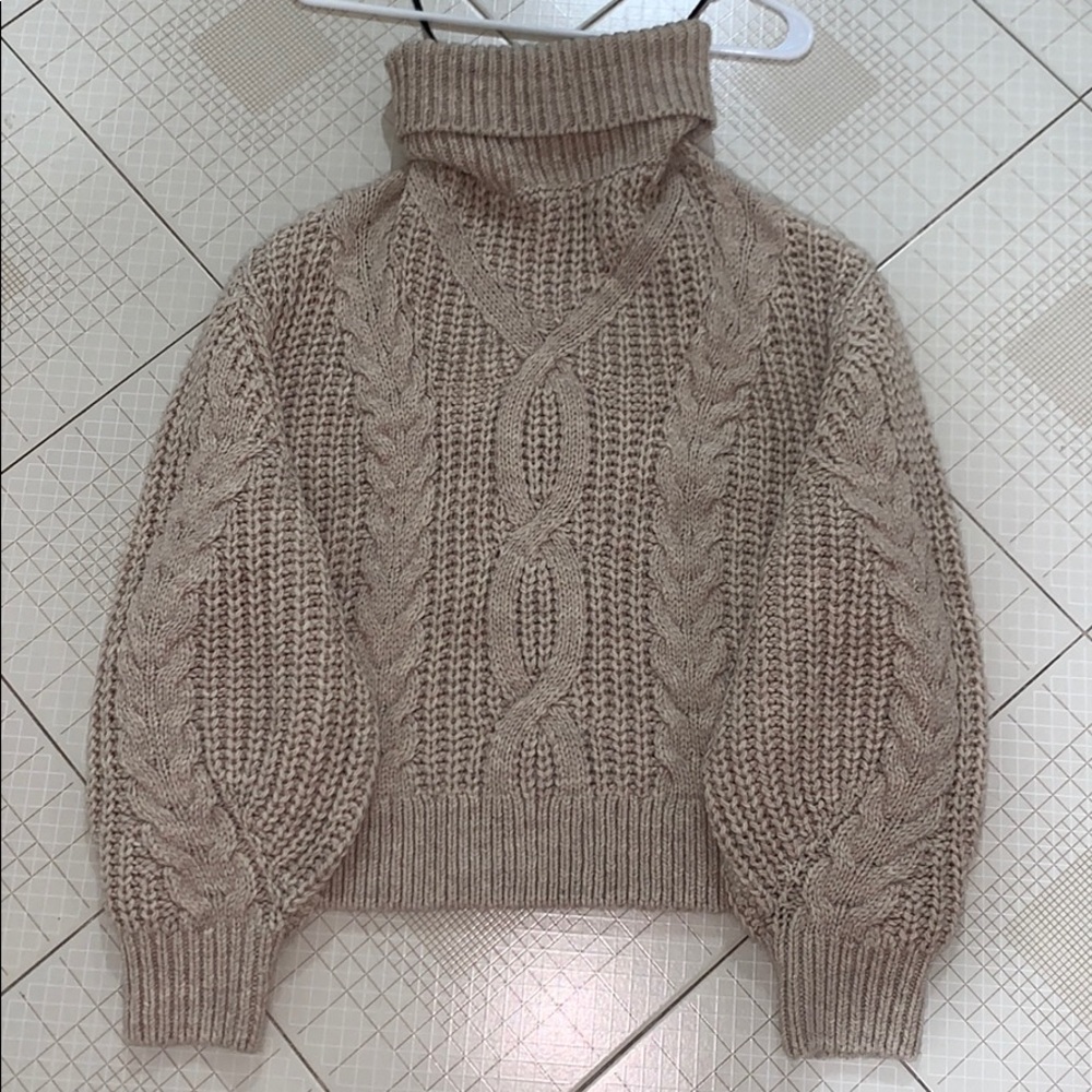 Knitted Turtle Neck
